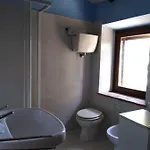Agritur Osvaldo Castiglione Del Perugia Piscina Acqua Salata Possibilità Colazione