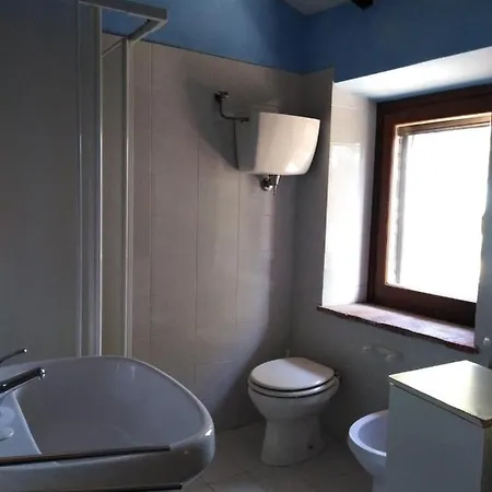 Agritur Osvaldo Castiglione Del Perugia Piscina Acqua Salata Possibilita Colazione