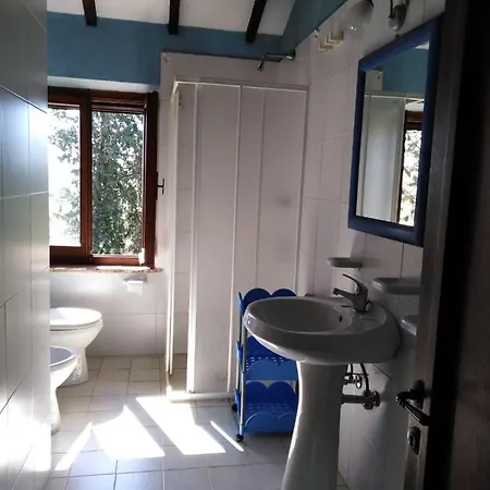 Agritur Osvaldo Castiglione Del Perugia Piscina Acqua Salata Possibilita Colazione Κατάλυμα σε φάρμα *