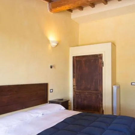 Agritur Osvaldo Castiglione Del Perugia Piscina Acqua Salata Possibilita Colazione Κατάλυμα σε φάρμα Castiglione del Lago