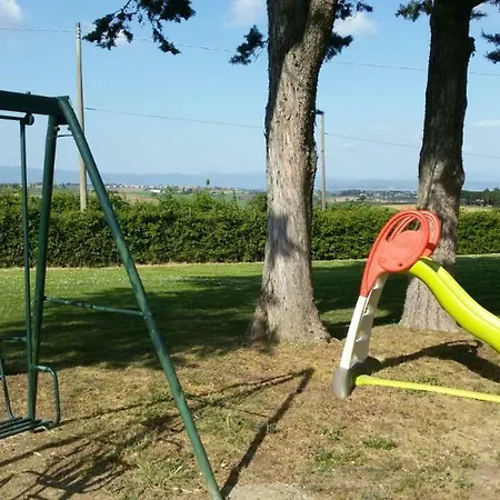 Agritur Osvaldo Castiglione Del Perugia Piscina Acqua Salata Possibilita Colazione 팜스테이