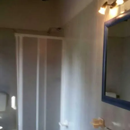 Agritur Osvaldo Castiglione Del Perugia Piscina Acqua Salata Possibilita Colazione * Castiglione del Lago