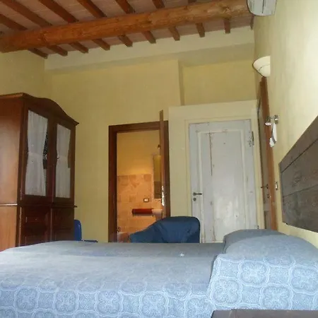 Agritur Osvaldo Castiglione Del Perugia Piscina Acqua Salata Possibilita Colazione Castiglione del Lago